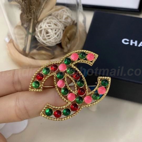 Chanel Brooch 233